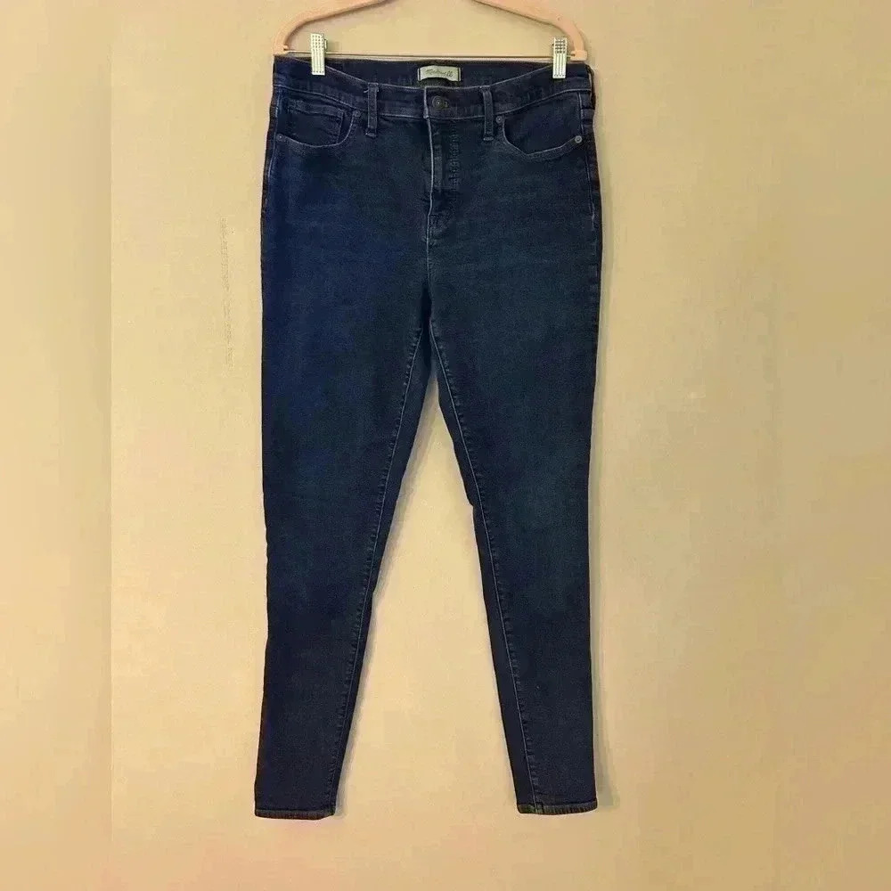 Madewell 9” Mid-rise Skinny jeans size 32TL
